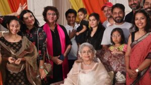 Shruti Ulfat Instagram - ‘YE RISHTA KYA KEHLATA HAIN’ …. 16 full years for our show… what a splendid journey and still going strong and creating magic on Indian Television. I am so grateful and humbled and blessed to be a part of this iconic serial. Rajan and I go way back …1996 a show called ‘ Thoda Hain Thode ki Zaroorat Hain’  followed by ‘ Dil Hain ki Manata Nahi’ in 1998 and then now 2024 with YRKKH … thank you Rajan for including me in this beautiful journey… thank you DKP and a very big gratitude to Deepa Ma’am for her warmth and love.  Beautiful productionhouse ..Beautiful set.. Beautiful crew and Beautiful Actors… a family away from ur own family…a Home away from ur own Home… What else does an Actor want ! 🙏❤️🌻 @rajan.shahi.543 @deepa.shahi.12914 @directorskutproduction  @starplus
