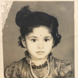Shubhaavi Choksey Instagram - Since my birthday is coming soon, I thought of sharing how I looked when I was around 2 and a half years old …
My first passport photograph
#baby #children #memories