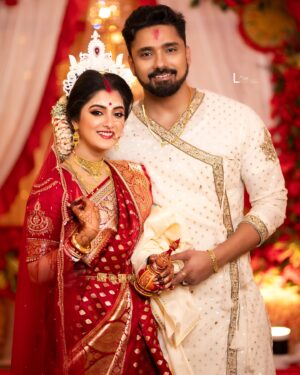Shweta Bhattacharya Instagram - My Dear Husband ❤️ @rubel.official 
Love you forever for giving your heart to me❤️‍🩹
For standing by my side,for making me smile😃when I’m sad😔
 But most of all I LOVE YOU for Loving me the way I AM😍& I have loved you all my life 💞 and all my way❣️
 Today is the day when I want to tell you that you stay each day In My heart ❤️ My dear wishing a Happy Valentine’s Day with lots of hugs and kisses your way❤️❤️‍🩹❣️💖💕💞😘😘🥰🥰😍😍