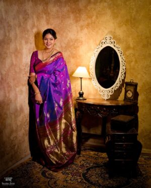 Shweta Shinde Instagram - 💜

Day 9
Colur -  Purple

Makeup by : @sajjanadutal_official @vinuda_makeover 
Asist by : @_unique_girl_1008 

Click by : @frames_by_candid_katha  @just_amar717 

Location : @photowadi_studio_satara 

Jewellery : @rutvi_cosmetic_and_imitation 

#trending #navratr #festival #actress #zeemarathi #instagood #instagram