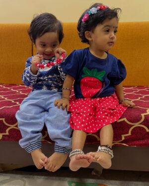 Shwetha Bandekar Instagram - KS Twins wishing u a merry Christmas 🎅