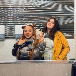 Sisi Stringer Instagram - Sisi and Keeley colonise America (mirror selfies only)