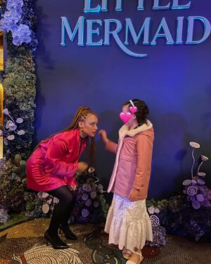 Sisi Stringer Instagram - @disneylittlemermaid magic with the besties 

thanks to @_aje_ & @stephaniedelll