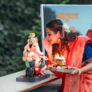 Smita Shewale Instagram - आस लागली तुझ्या दर्शनाची
तुला डोळे भरून पाहण्याची
कधी उजाडेल ती सोनेरी पहाट
गणराया तुझ्या आगमनाची…
सर्व गणेश भक्तानां
गणेश चतुर्थीच्या मंगलमय शुभेच्छा..!!

In Frame :
 @smitashewaleofficial

Makeup Artist : 
@shreesiddhi_makeupartist_pune 

photography :
@ajit_ingale_photography 

Paithani Sadi : 
@shreesaraswatisarees3

Jewellery :
@jewel_up_by_siddhi

Blouse :
@saaj_designing

Dhol Tasha Pathak :
@nadgarjanapratishthan_official