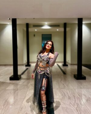 Sneha Gupta Instagram - Every dance tells a story ,life is better when you dance !feet on the floor,heart in the music! Dance is the hidden language of the soul!! 
📸❤️:- @shiwangi_gupta 
#dance #photooftheday #instagood #instagram