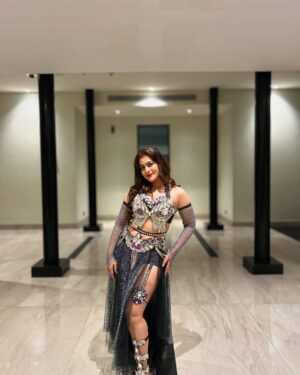 Sneha Gupta Instagram - Every dance tells a story ,life is better when you dance !feet on the floor,heart in the music! Dance is the hidden language of the soul!! 
📸❤️:- @shiwangi_gupta 
#dance #photooftheday #instagood #instagram