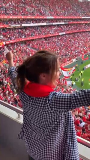 Sofia Grillo Instagram - .
Não fui a Leiria.. mas a façanha repete-se!!! 
3-0 
BENFICA ARRASADOR 💪💪❤️
.
.
.
#benfica 
#superbenfica 
#benficabraga 
#glorioso 
#sportlisboaebenfica