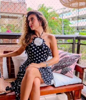 Solange Gomes Instagram - Ah… esse dia 7 de fevereiro…Inesquecível na minha vida. Foi nele que a @stephaniegomees chegou! Me lembro de tudo como se fosse hoje. 
Você é e sempre será o meu grande amor. Sou realizada por ser sua mãe e viver juntinha com você desde o dia 7 de fevereiro do ano 2000. 

E lá se vão 25 anos de muito companheirismo, amor e cumplicidade. 

Aqui, compartilho alguns momentos da vida da minha Teff. 

Pensando bem… tenho tanto amor pra te oferecer e hoje cheguei a conclusão que pude ter você só pra mim. Deus é incrível, ele sabe de todas as coisas. 

FELIZ ANIVERSÁRIO, MEU AMOR! 😍