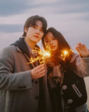 Song Chae-yoon Instagram - -
우리의 밤은
당신의 낮보다 아름답다