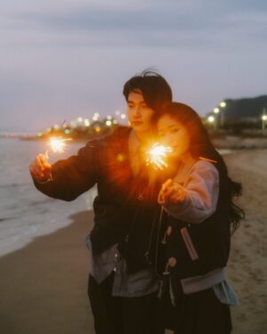 Song Chae-yoon Instagram - -
우리의 밤은
당신의 낮보다 아름답다