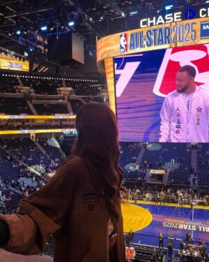 Song Yuqi Instagram - My all-star journey!!!! Still can’t believe I was there to watch those amazing shows🥹 Huge respect to all the players who gave us a show filled with passion, skills, and unforgettable moments. Hope everyone can be healthy!! My best wishes!!
Again.Really appreciate it!Thank you for inviting me😊