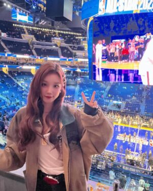 Song Yuqi Instagram - My all-star journey!!!! Still can’t believe I was there to watch those amazing shows🥹 Huge respect to all the players who gave us a show filled with passion, skills, and unforgettable moments. Hope everyone can be healthy!! My best wishes!!
Again.Really appreciate it!Thank you for inviting me😊