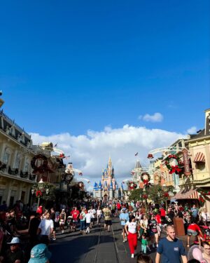 Sonia Fried Instagram - Linda experiencia de estar con mi familia en Disney 😍🏰🇺🇸 
#orlando #familia #happyholidays