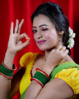 Sowmya Raoh Instagram - Self love isn’t selfish 💝💫

Costume @rvnlabel 
Photography @mohan_.portraits 

#sowmyarao #sowmyasharada #positivevibes #loveurself