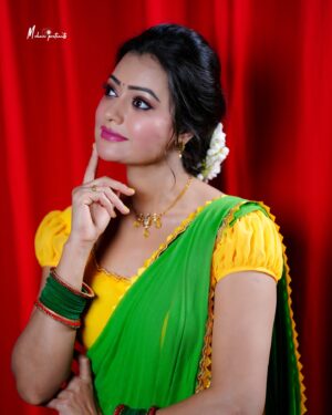 Sowmya Raoh Instagram - Self love isn’t selfish 💝💫

Costume @rvnlabel 
Photography @mohan_.portraits 

#sowmyarao #sowmyasharada #positivevibes #loveurself