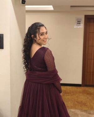 Sree Nithi Instagram - The success of every woman should be the inspiration to another…
We should raise each other up…!

Mua : @ishwariya_makeovers 
Costume : @lafashionstudio.in