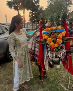 Sri Gouri Priya Instagram - అందమైన, ఆనందమైన సంక్రాంతి!🌴❤️✨