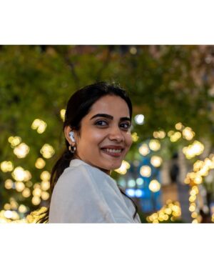 Sri Gouri Priya Instagram - Happy New Year, everyone!!!🤗❤️
Wishing you all lots n lots of love, light, peace and happiness! 

PS - This is a small happy dump from my recent trip to New York! Felt chala cute!🥰☺️