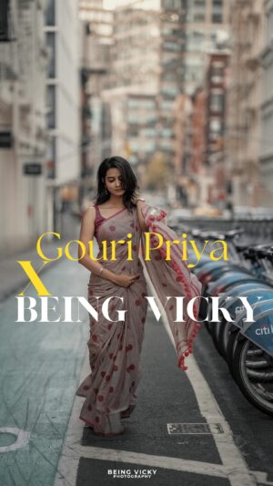 Sri Gouri Priya Instagram - Wrapped in allure, draped in elegance – the saree shines in the heart of New York.
Featuring @srigouripriya 
Shot by @being.vicky_ 
#newyork #saree #gouripriya