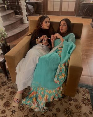 Srishti Jain Instagram - Monisha was and will always be a learning in more ways than one! She’s taught me grace and confidence! She’s sassy and cold. I will miss Monisha! Here’s to a beautiful end to a beautiful journey! And here’s to looking forward to what the universe has in store for me! 

I’m very greatful to @ektarkapoor Maam for trusting me with Monisha! @shaalu.v2000 for all the guidance and support! @zeetv 

@tanyaa03 @ravishankar1112 @whyvipin_k_singh @__kirru__ @vedantsugam @gulshanmazher123 the beautiful team for all the support and love! 

And most importantly @preetkaurnayak @pritigandwani  @pyumorimehta @sualykirti @imrankhan_1411 @anujkhurana2610 @aakash_talwar @vishalsolankiofficial2 @rachisharmaofficial @nakulujla @sanchita_ugale @shikkha369 @arushi.handa.official my wonderful co actors for being the biggest support and making this journey memorable and fun!