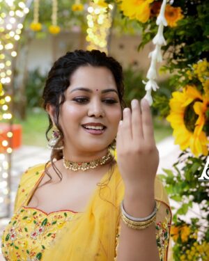 Sruthy Suresh Instagram - Haldi vibes ✨Dressed to spice up my friend’s special day♥️

Outfit : @orchiddesignsbyansu 
MUA : @beyondlooks_make_up_studio 
📸 : @aradhya_creations04
