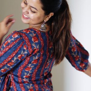 Sruthy Suresh Instagram - Dress to impress... yourself! 

Found my new fave comfy cotton dress at @stellazwoman 🌼✨ Simple, yet stylish. Explore their collection for more adorable pieces!

Earrings : @crafteria_divyas