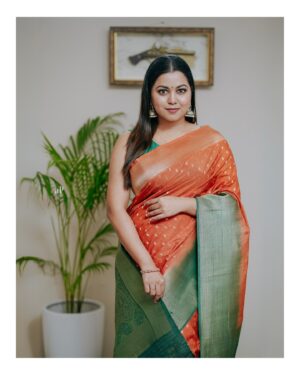 Sruthy Suresh Instagram - Indian heritage at its finest! Wearing a gorgeous Banarasi khaddi Georgette saree ✨

Saree: @sahasra.in 
MUA & styling : @vikramanvijitha 
📸 : @ameensabil 

#sahasrabysruthy #sahasrasarees #banarasi #banarasisaree #khadigeorgette #semibanarasi 
 #SareeAddict #BanarasiWeave #georgettesaree