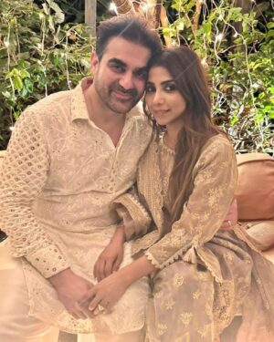 Sshura Khan Instagram - ♥️

📸 @mehak_kaushik