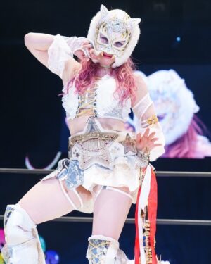 Starlight Kid Instagram - 第24代ワンダーオブスターダムチャンピオン🐯🤍

ホワイトタイガーSLK、どうですか！？🤍

#SLK
#スターライトキッド
#NEOGENESIS
#スターダム
#STARDOM
#女子プロレス
#ホワイトタイガー