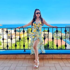 Stephanie Timmins Instagram - Lemon Spritzer Days🍋 with a dash of 🌊💦 on the Albanian Riviera 💙🌞🥂
Summer Fit @a.la.modebyakanksha 🍋💛
Sunnies @jimmychoo
📍 Dhermi, Albania 

Yas...That was the view my my room's private terrace..blissful & the next set of pics is from the pool party on the 1st Day @anjunadeepexplorations 💦💦

( Swimwear, resort wear, Albania, Summer Fits, sarong, Summer looks, SS24, Dhermi, Beach)
#swimwear #swimsuit #resortwear ##beachwear #feistyfoxtravels #feistyfoxdiaries #travelinfluencer #indiantravelinfluencer #ootd #Albania #Dhermi #fashioninfluencer #Fashion #summeroutfits #SS24 #anjunaexplorations #anjunadeepexplorations24