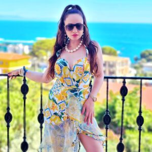 Stephanie Timmins Instagram - Lemon Spritzer Days🍋 with a dash of 🌊💦 on the Albanian Riviera 💙🌞🥂
Summer Fit @a.la.modebyakanksha 🍋💛
Sunnies @jimmychoo
📍 Dhermi, Albania 

Yas...That was the view my my room's private terrace..blissful & the next set of pics is from the pool party on the 1st Day @anjunadeepexplorations 💦💦

( Swimwear, resort wear, Albania, Summer Fits, sarong, Summer looks, SS24, Dhermi, Beach)
#swimwear #swimsuit #resortwear ##beachwear #feistyfoxtravels #feistyfoxdiaries #travelinfluencer #indiantravelinfluencer #ootd #Albania #Dhermi #fashioninfluencer #Fashion #summeroutfits #SS24 #anjunaexplorations #anjunadeepexplorations24