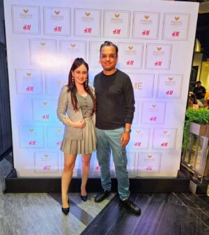 Stephanie Timmins Instagram - I had the absolute pleasure & honour of co-hosting the grand launch of the very first H&M Home Store @hmhome in Mumbai @marketcitykurla ✨️🙌

I couldn't be more grateful for all my lovely people who showed up for the event to support me and made the store launch a grand success 😍✨️🎉 
Big thanks to the team @marketcitykurla for trusting me with the launch 🤍
Now Mumbai has an one stop dream destination for all their home decor needs..You will surely love the collection of H&M Home 🤩

( H&M Home Store in Mumbai, Phoenix Marketcity, Home Decor, H&M )
#HMHome #HM #HMHomeinMumbai #PhoenixMarketcityMumbai #homedecor #homedecoration #decorideas #MumbaiHomeDecor #feistyfoxdiaries #lifestyle #lifestyleinfluencer