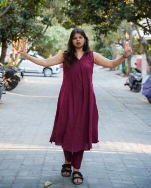 Subhalaxmi Parida Instagram - hi
wait
peace
yeah bye

Co-ord @jaipurethnickurta ✨

#fashionblogger #fashionbloggerstyle #coord #summercoord #summerset #summerstyle #cottoncoordsets #cottoncoord