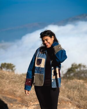 Subhalaxmi Parida Instagram - Sun-kissed at Skandagiri 🌸✨

1. One of my vision board goals is to start doing kutti kutti treks this year! Happy that I did one! 
2. Signature Cheeky✨
3. Sitting on top of the clouds and having a cup of tea is what heaven is.
4. This year, the fashion girl in me is dedicating particular pieces to particular moments. Thrifted this jacket from @pinterest_pants and now it belongs to this moment.
5. Peak tourist behaviour.
6. I pick rocks from the places i go and this one looked exactly like the peak I climbed. 
7. A glimpse of what the trail looked like ✨

#2025