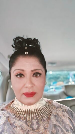 Sudha Chandran Instagram - Could not hold myself after hearing this song....so guys njoy
.
.
.....@sudhaachandran
.#viralreels #viralvideos #viral
#pinkvilla #dangaltv#bekaaboo#tellychakkar
#sudhaachandran #colorstv #colourtv #naagin6 #zee5 #zeetelugu #reelsgram #reelsvideo #balajitelefilms #dance #tending #instagram #bollywood #reels #india #comedy#enterr10#trendingreelsvideo#trendingreels #dancereels#dangaltv@makeupbyfarhan @makeupbyshahrooq@vijaylokhande0610@oldsongs
@kalpanathore @sumitsenapati5558
.