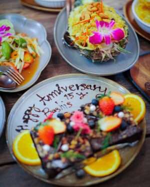 Suhana Basheer Instagram - 15th Anniversary vibes: Love, laughter, and a Thailand photo dump to remember! 💕🇹🇭

#anniversary #thailand #bangkok #bstorycafe #food #basheerbashi