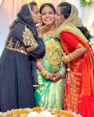 Suhana Basheer Instagram - Shalu & Mashook’s Baby Shower Dump 👶 🌸🌟

#7monthceremony #pregnancyjourney #babycomingsoon #momtobe #basheerbashi #mashurabasheer #brotherinlaw #sisterinlaw