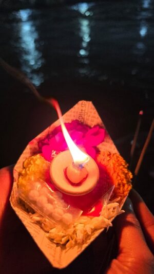 Sukrutha Wagle Instagram - Once in a lifetime experience ✨
Although everything was in my wishlist but this impromptu plan of attending the Mahakumbh which happens only once in 144 years was the best thing that worked out last moment. With the Devine blessings the entire experience was blissful ☺️

Thank you @mahakumbh_25 for all the right information and guidance given ✨. Wonderful arrangements done by @upgovt in every aspect it's perfect. Thanks to the central and state Force for their selfless services. 

 #mahakumbh #mahakumbh2025 #prayagtourism #mahakumbhmela #Sukrutha #sukruthawagle