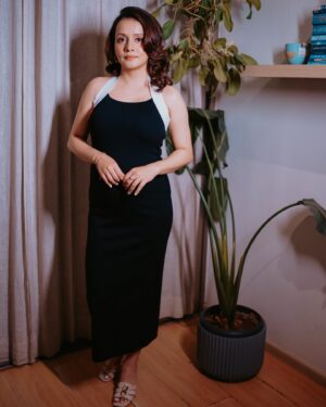 Sulagna Panigrahi Instagram - About last night 🤩
Screening of our film “Vijay 69” 😍😍😍
Watch it tomorrow only on @netflix_in 

#yrf #netflix #vijay69

Hair by : @hippin_negandhi @josalonandspa 
Makeup by: @themumbaidreamer
📸: @the_unphotographer_