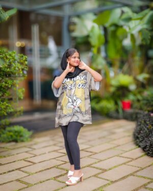 Sunaina Basheer Instagram - Living in the moment, designing the future.✨🍃

Click - @basheer_bashi 🥸