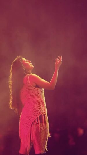 Sunidhi Chauhan Instagram - Ek baar Bhopal aaye, toh wapas aana toh banta hai!🔥 

Coming back on Feb 22! Ready?

#sunidhichauhan #sunidhilive #livemusic #aiims #aiimsbhopal #bhopal