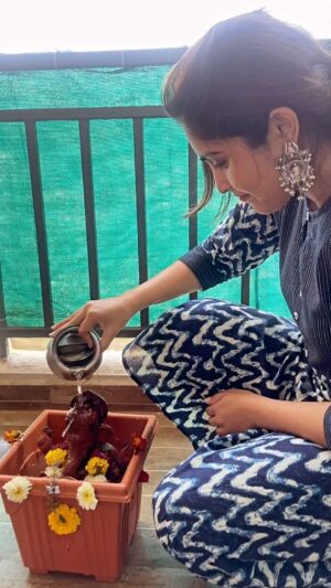 Surabhi Hande Instagram - 🙏🏻विघ्नहर्ता लंबोधरा🙏🏻 लवकर या 🎉🎊
 
  #festival #ganpati