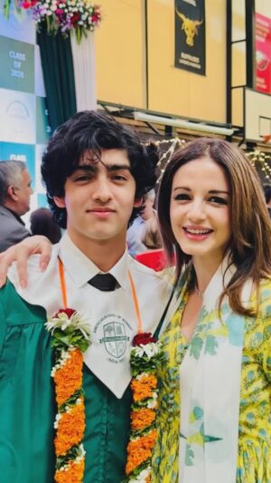 Sussanne Khan Instagram - ‘Where do we go nobody knows… but I gotta say I am on my way.. ‘ Congratulations my Son.. you are the epitome of grace and strength. I learn from you every day… So proud to be your mama.. @hrehaanroshan_01 This is the beginning to the best days of your Life..💯💯🧿🧿🥹✨🤲🏻🤲🏻🤲🏻
