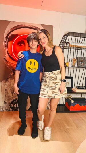 Sussanne Khan Instagram - Happy happy joy joy to my amazing birthday boy.. My Sky full of Ridz.. onwards and upwards to the best years of your life.. I am so lucky you chose me to be your mama. #hridaan❤️ #14thbirthday #mySkyfullofRidz 🧿♥️♥️🎉🎉😍