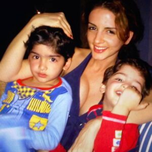 Sussanne Khan Instagram - Once Upon a Time… Up Until that Climb, All I continue to learn is to Surrender to your Soul. #gratefulmama❤️