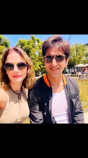 Sussanne Khan Instagram - Hella stoked… 🧿🧿🧿♥️♥️🌻🌻🌻🦎🌵🌵🌴 #angelenos  #californiadreamin