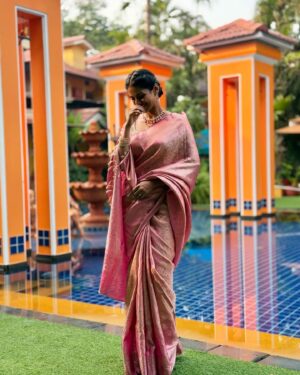 Swarda Thigale Instagram - Because there’s nothing quite like the charm of a pink saree to light up the day! 🌸🌟 #PinkSareeBliss