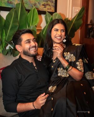 Swarda Thigale Instagram - Celebrating our first Makar Sankranti together, adorned in traditional हलव्याचे दागिने, a symbol of prosperity, love, and new beginnings. This beautiful ritual signifies the transition of the sun into Capricorn, bringing positivity and abundance into our lives. As newlyweds, wearing these ornaments and embracing this festival feels special, connecting us to our roots, culture, and each other. May our journey be as bright as the kites soaring high today! 🌞💛 #NewBeginnings #MakarSankranti #TraditionAndLove”

Thank you mumma for making these beautiful “हलव्याचे दागिने” for me & siddharth…and also for all he efforts you took for decorating the house so beautifully..i wish i could be like you even a bit but i’m learning from you hoping to grow one day like you 🥰 

Thank you Siddharth for being there for me and with me always…even if it’s to click ALLOOOOTTT of pictures 🙈 

And my entire family to be present in utter joy and happiness and bring light to every moment in my life and make the events of our lives memorable with their presence love you all….♥️ 

Super grateful for everything in my life 🥰 

Clicked by - @intelegency 📸