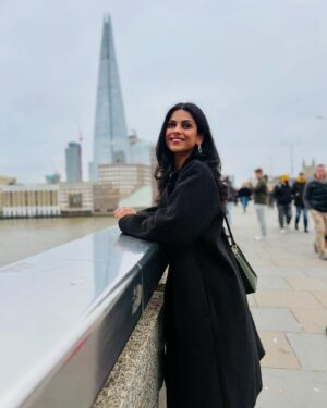 Swarda Thigale Instagram - Shades of London through my eyes 😍

#travel #vlog #swardathigale #london #shard #boroughmarket #fun #happy #blessed 🧿