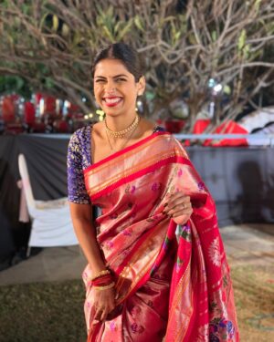Swarda Thigale Instagram - Wedding magic in the air…spreading love no bounds 🥰 

#love #wedding #mereyaarkishaadi #shaadiseason #photodump #instagood